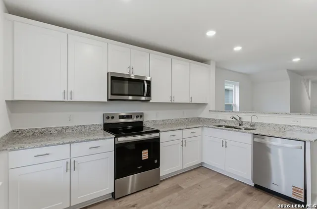 13324 Palm Frond San Antonio, TX 78245