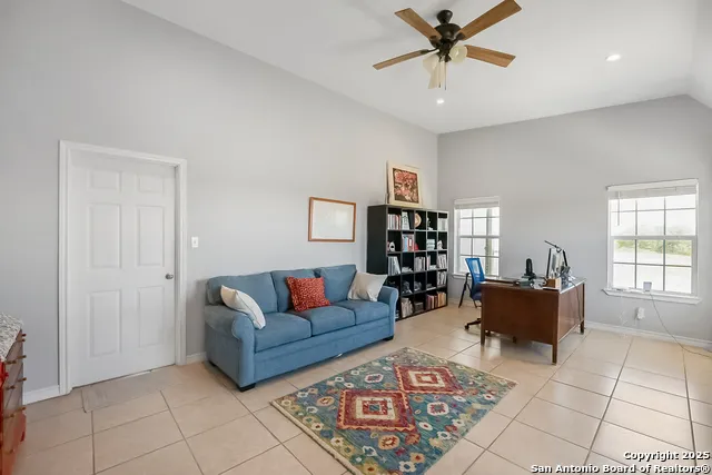 7315 NEW SULPHUR SPRINGS RD San Antonio, TX 78263