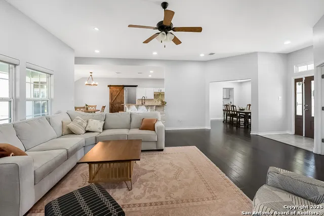 7315 NEW SULPHUR SPRINGS RD San Antonio, TX 78263