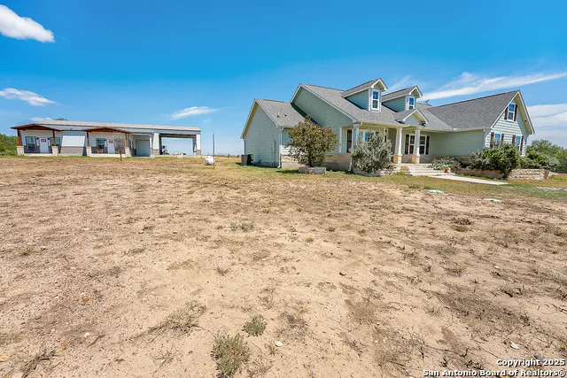 7315 NEW SULPHUR SPRINGS RD San Antonio, TX 78263
