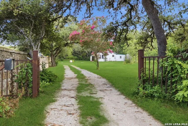 13285 ANTONIO DR Helotes, TX 78023
