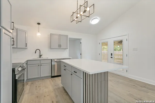 1719 Talcott San Antonio, TX 78232