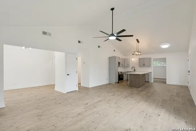 1719 Talcott San Antonio, TX 78232