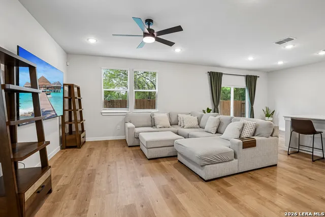 5935 W Hausman - 59 San Antonio, TX 78249