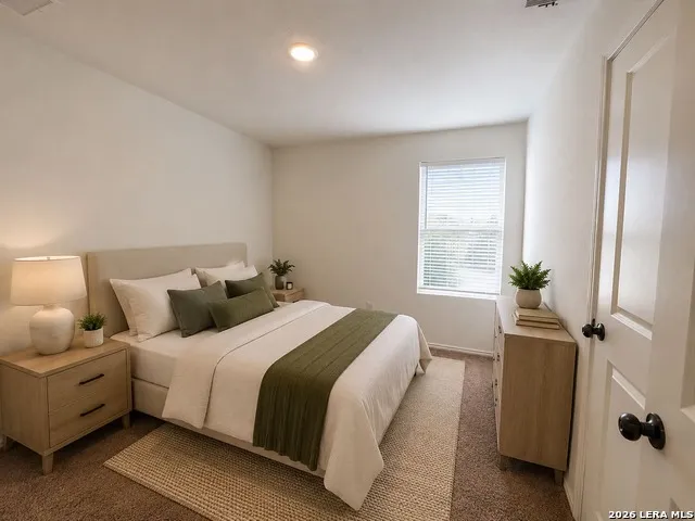 13810 HAYSTACK RDG San Antonio, TX 78252