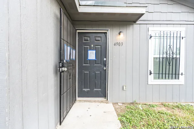 4903 TYSON ST San Antonio, TX 78237