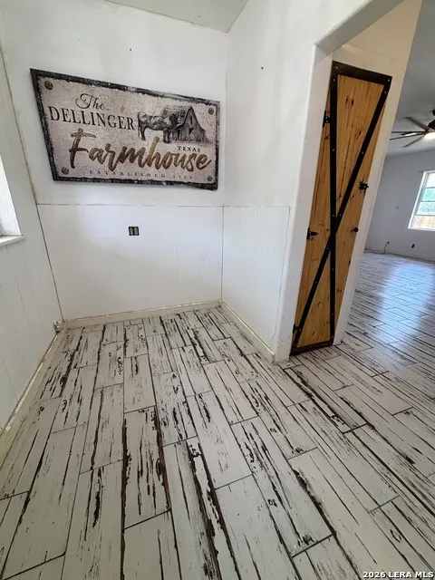 2702 BLUE CREEK RD La Vernia, TX 78121