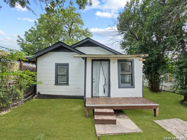 2407 San Fernando San Antonio, TX 78207