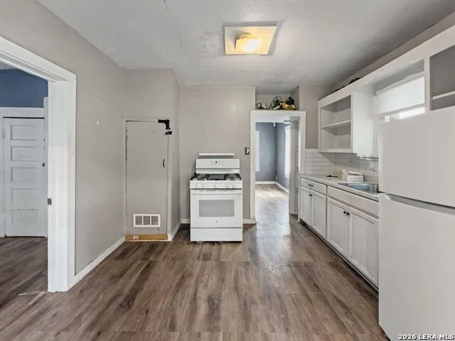 2407 San Fernando San Antonio, TX 78207