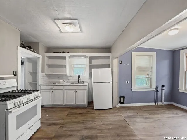 2407 San Fernando San Antonio, TX 78207