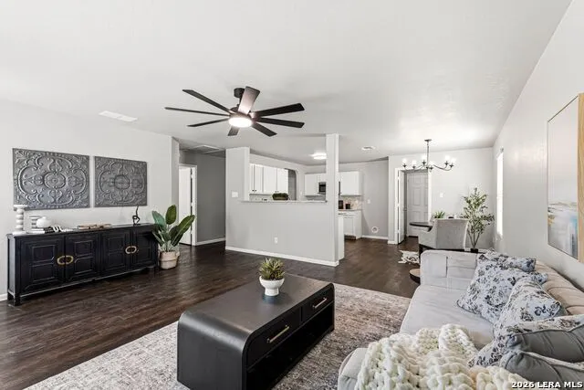 3926 Ashleaf Pecan San Antonio, TX 78261