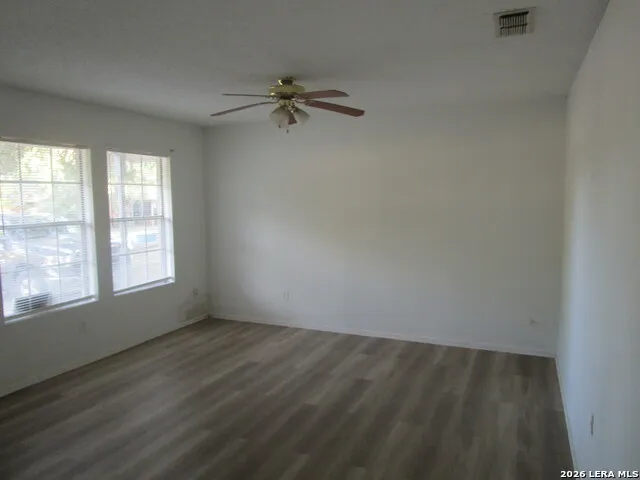 808 GARNER ST Beeville, TX 78102