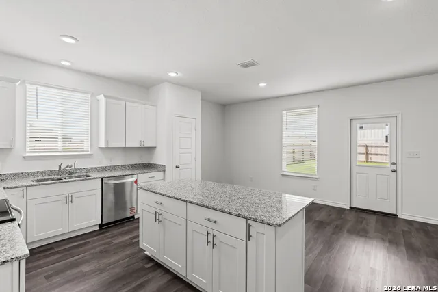 8365 HAMRICK CIRCLE San Antonio, TX 78252