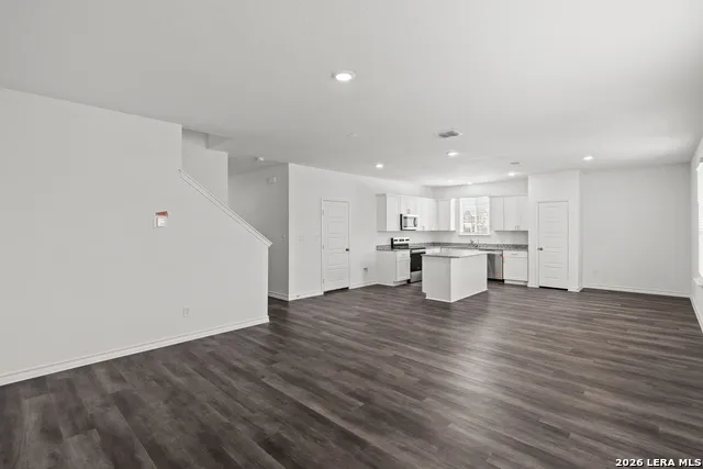 8365 HAMRICK CIRCLE San Antonio, TX 78252