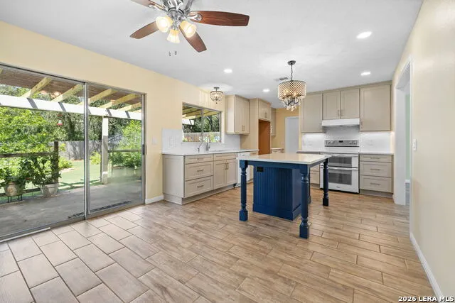 16247 ROCKY CRK San Antonio, TX 78247