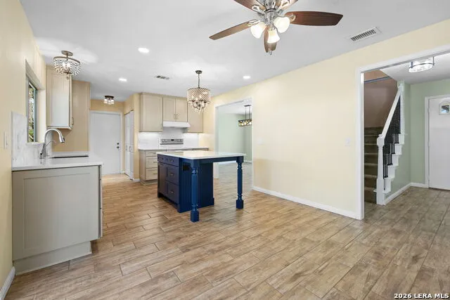 16247 ROCKY CRK San Antonio, TX 78247