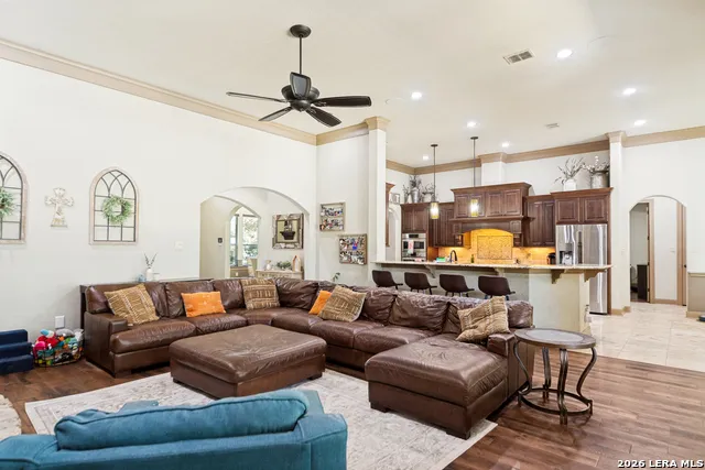 114 Hoskins Trail Boerne, TX 78006
