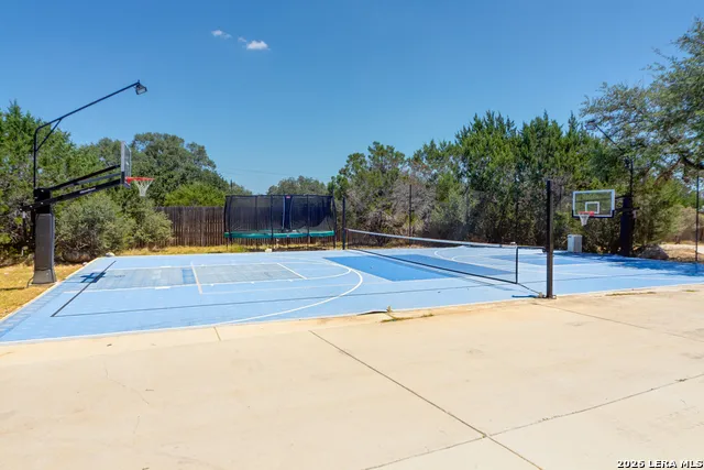 114 Hoskins Trail Boerne, TX 78006