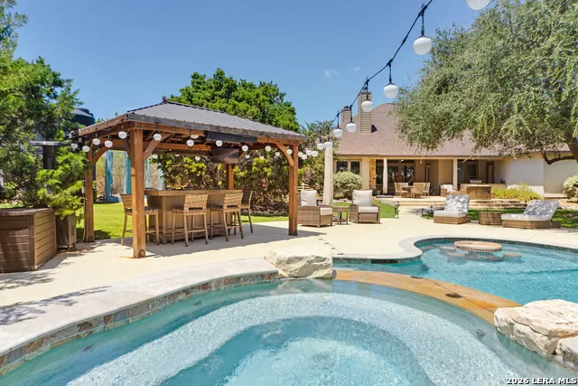 114 Hoskins Trail Boerne, TX 78006