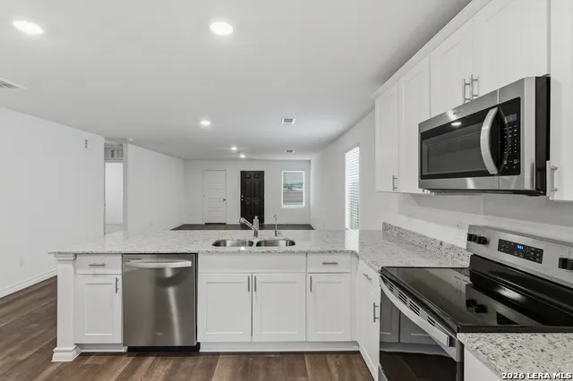 13308 PALM FROND San Antonio, TX 78245