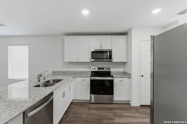 13308 PALM FROND San Antonio, TX 78245