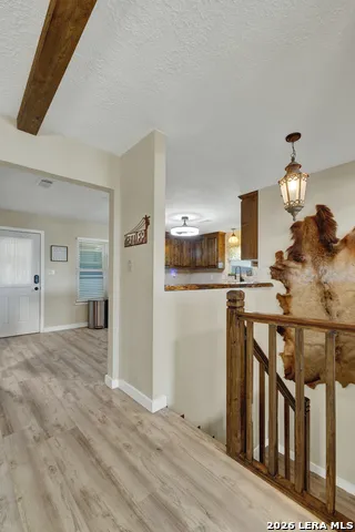1422 Oakridge Ln Canyon Lake, TX 78133