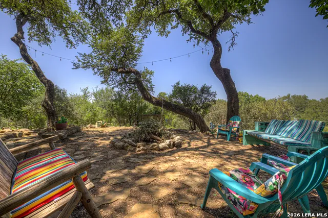 1422 Oakridge Ln Canyon Lake, TX 78133