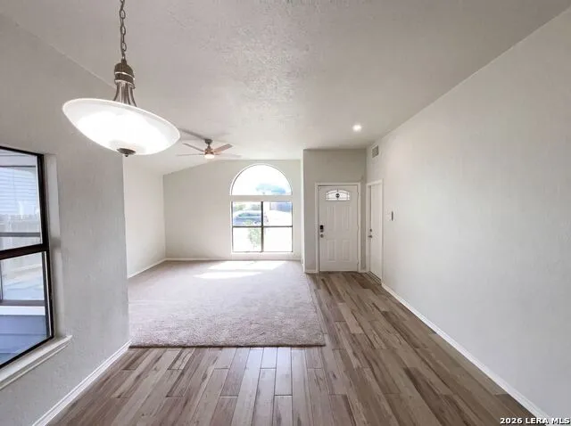 9143 Autumn Storm San Antonio, TX 78254