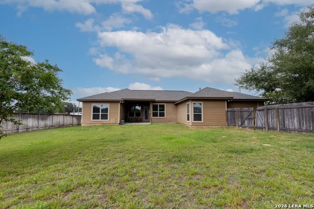1828 Wandering Trail Pleasanton, TX 78064