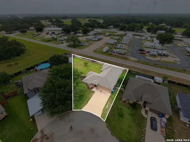 1828 Wandering Trail Pleasanton, TX 78064