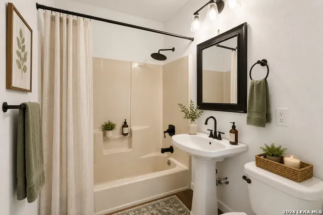 1042 Poinsettia San Antonio, TX 78202