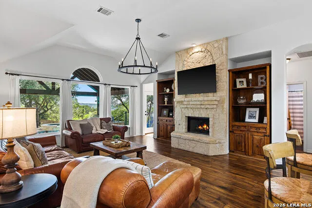 8935 Woodland Pass Boerne, TX 78006