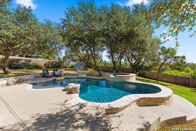 8935 Woodland Pass Boerne, TX 78006