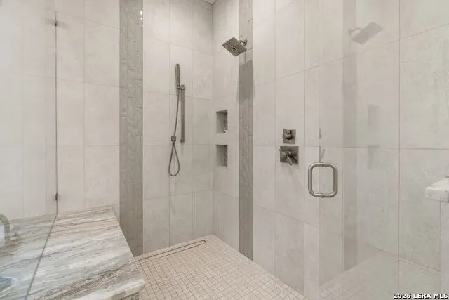 121 Greystone Pt Boerne, TX 78006