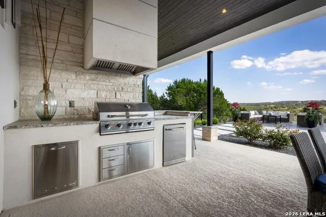 121 Greystone Pt Boerne, TX 78006