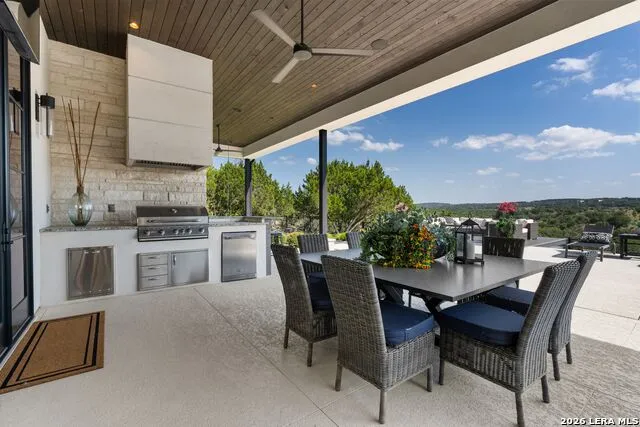 121 Greystone Pt Boerne, TX 78006