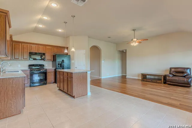 6906 Cedar Breeze San Antonio, TX 78244