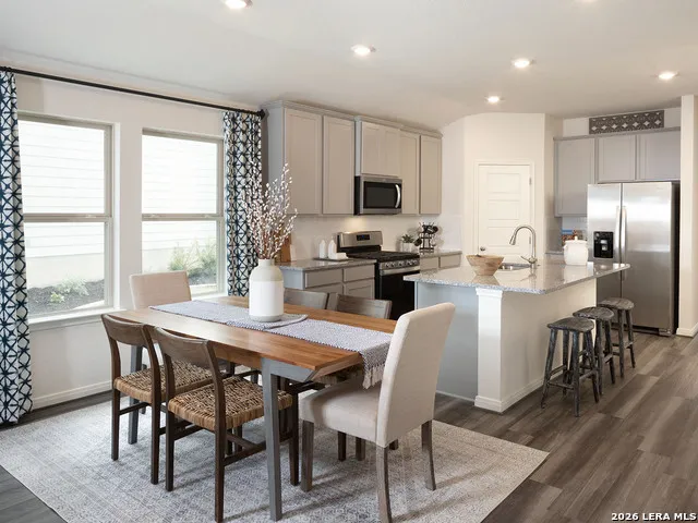 10225 King Robert San Antonio, TX 78239