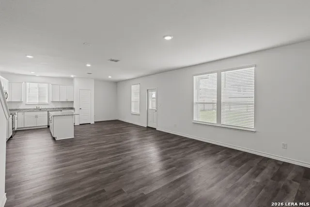 8207 BRANDY BRANCH San Antonio, TX 78252