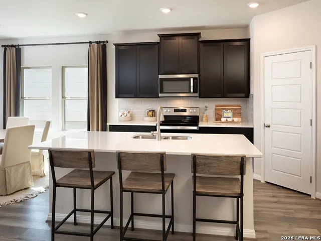 6446 Prince Howard San Antonio, TX 78239