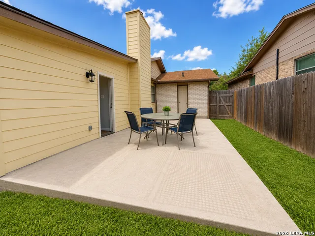 5126 Timberhurst San Antonio, TX 78250