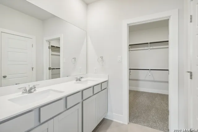 6466 Comanche Moon San Antonio, TX 78233