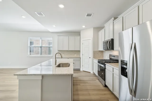 6466 Comanche Moon San Antonio, TX 78233