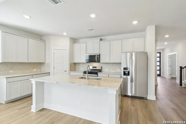 6466 Comanche Moon San Antonio, TX 78233