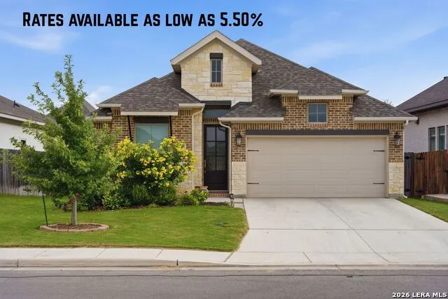 1916 Highland Seguin, TX 78155
