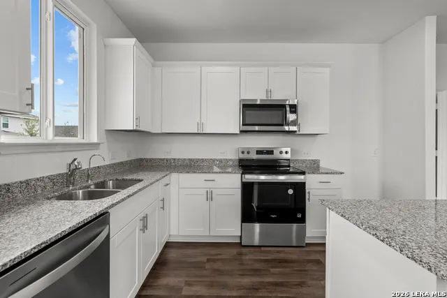 105 JERSEY LANE Boerne, TX 78006