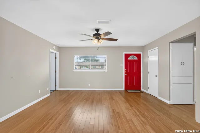 227 Balboa Universal City, TX 78148