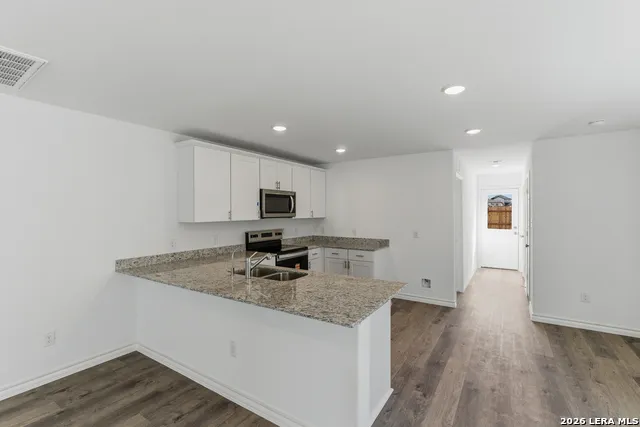 13307 PALM FROND San Antonio, TX 78245