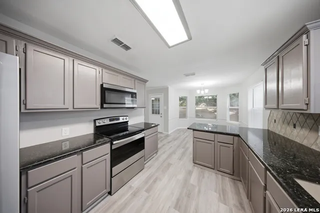 15326 Spring Dew San Antonio, TX 78247