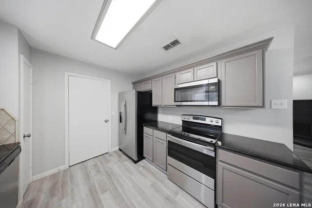15326 Spring Dew San Antonio, TX 78247